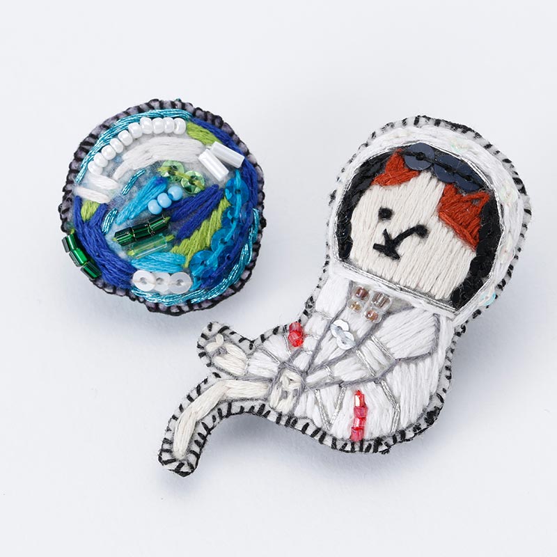 tamao×KOZACLA 刺繍ミニブローチセット NYASA