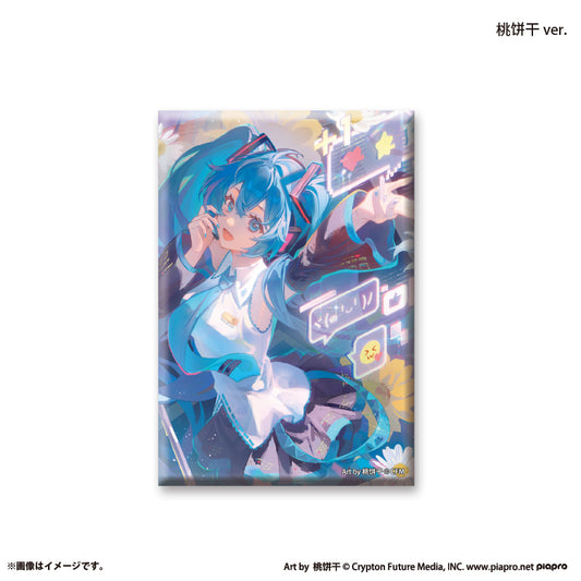 『初音ミク×スモールエス』 スクエア缶バッジ -桃饼干 ver.-