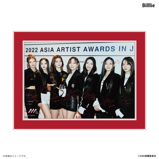 額装　Asia Artist Awards 2022 Billlie